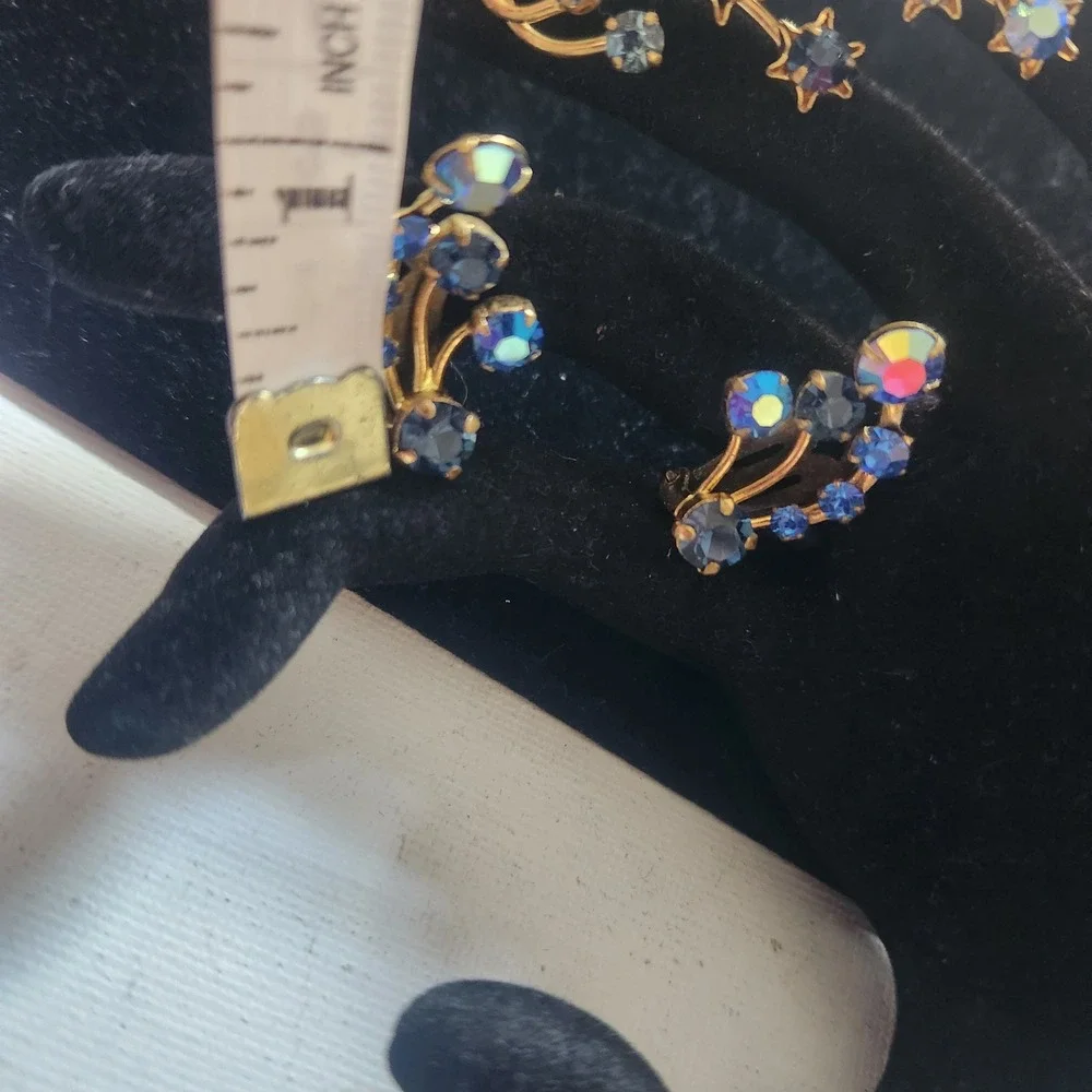Vintage Blue Aurora Borealis‎ Shooting Star Brooch and Clip On Earrings Set